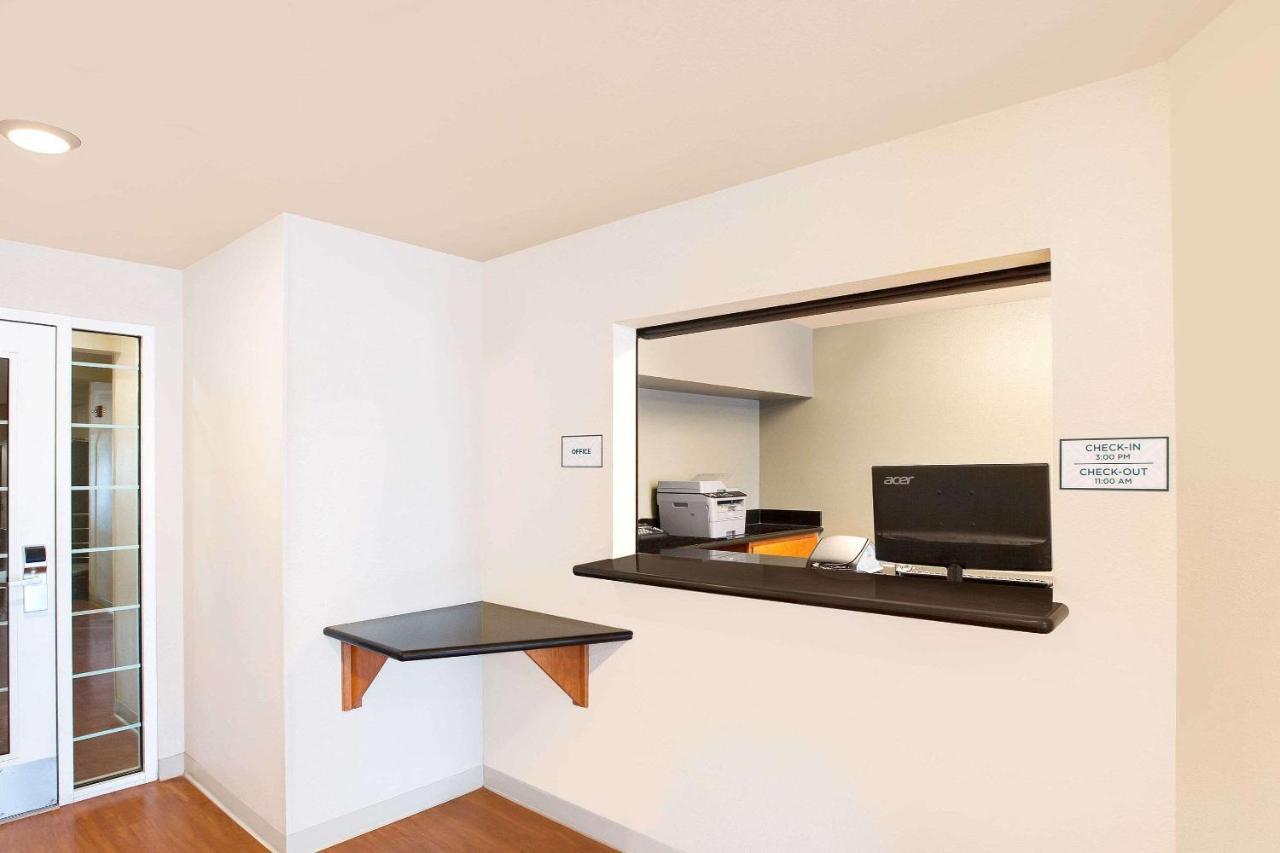 Woodspring Suites College Station Eksteriør billede